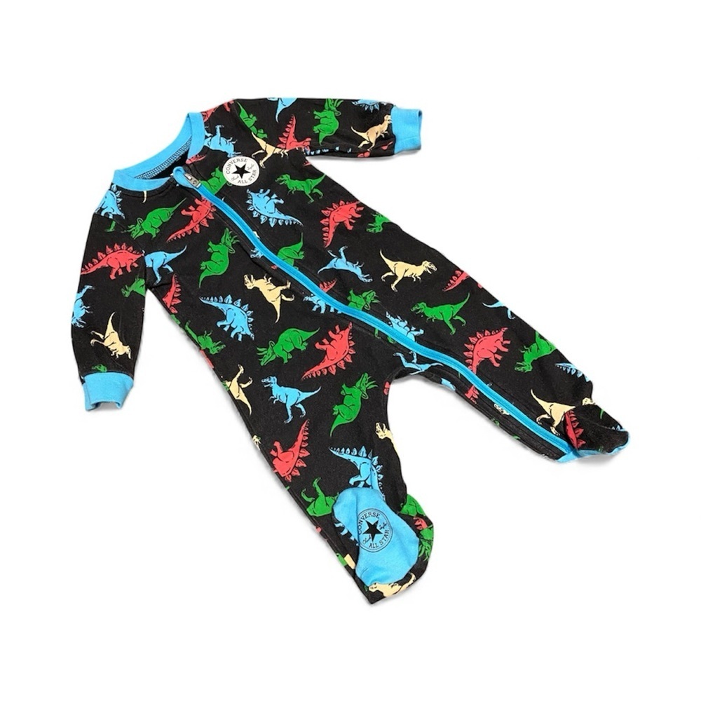 Baby Boy Converse 6 month Zipper Sleeper Pyjamas Romper Clothing 4/$20 🛑